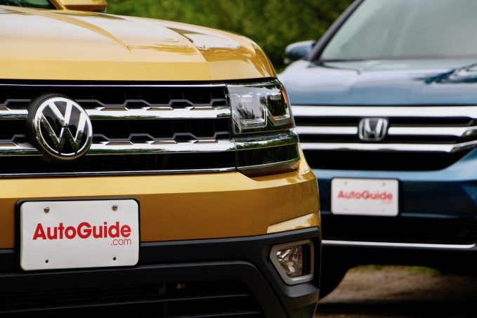 2018 Volkswagen Atlas vs 2017 Honda Pilot Comparison Test