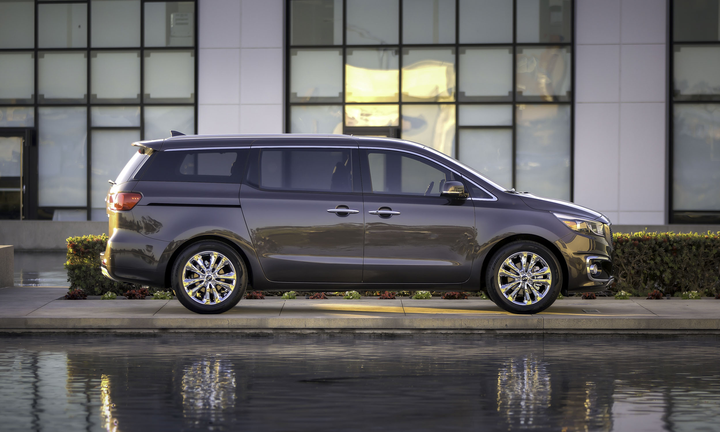 2017 Minivan Shopping Guide