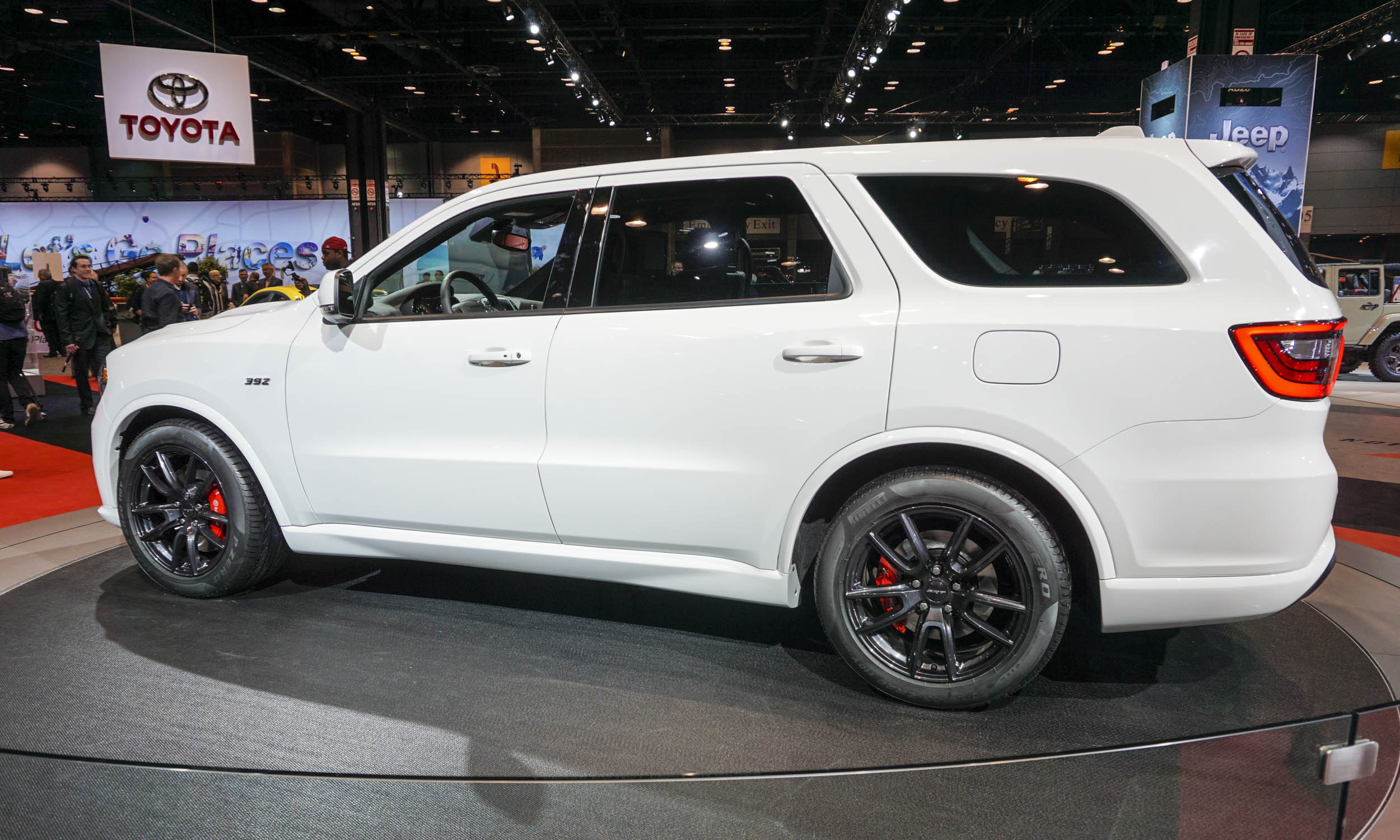 2017 Chicago Auto Show: 2018 Dodge Durango SRT