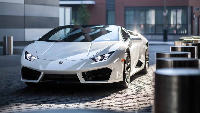 The 2017 Lamborghini Huracan RWD Spyder Summed Up in 6 Real Questions People Asked