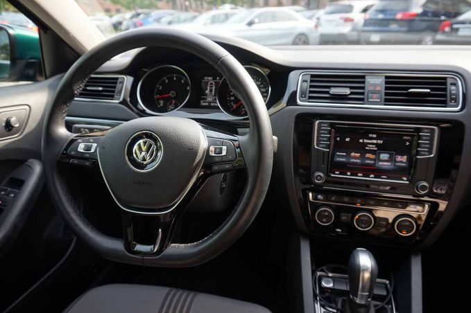 2017 Volkswagen Jetta Review