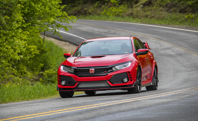 Honda Civic Type R Gets $200 Price Bump for 2018 Model Year