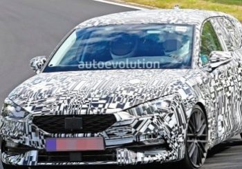 2020 Cupra Leon Spied at the Nurburgring, Could Be a 245 HP Hybrid